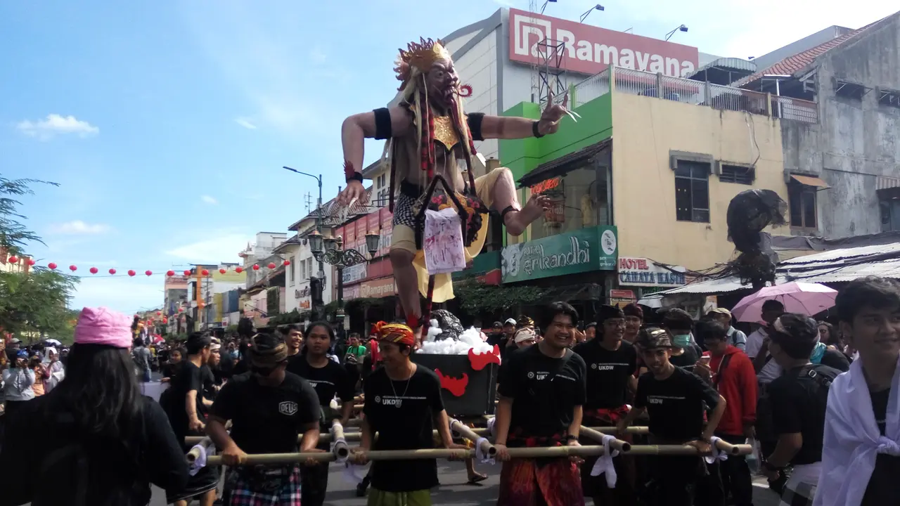 Pawai Ogoh-Ogoh