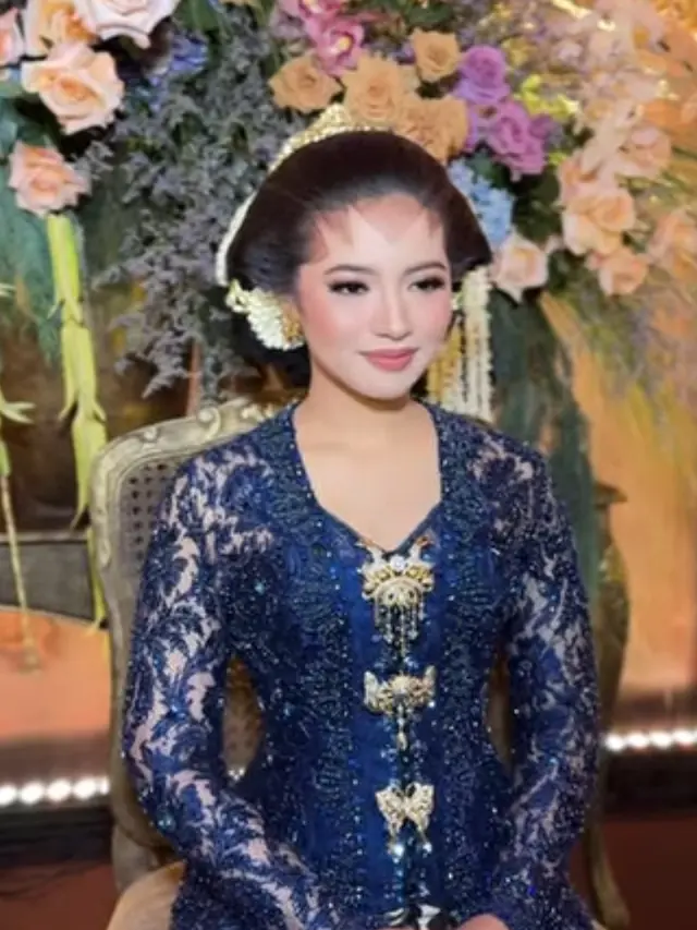 Angela Perkasa Putri Andika Perkasa saat menjalani prosesi pernikahan. [@erniaredberry]