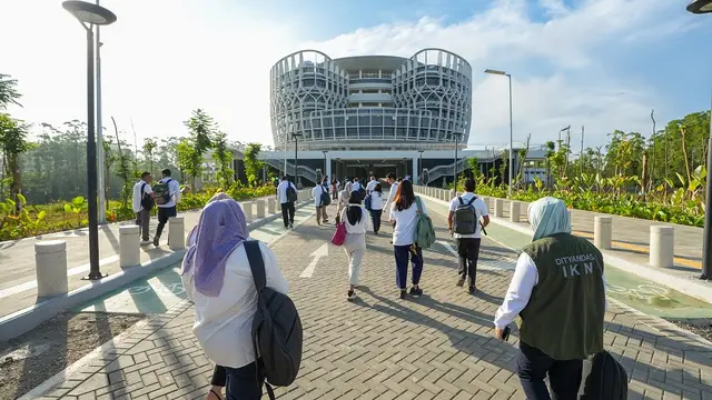 Potret ASN Mulai Ngantor di IKN Hari Ini 3 Maret 2025