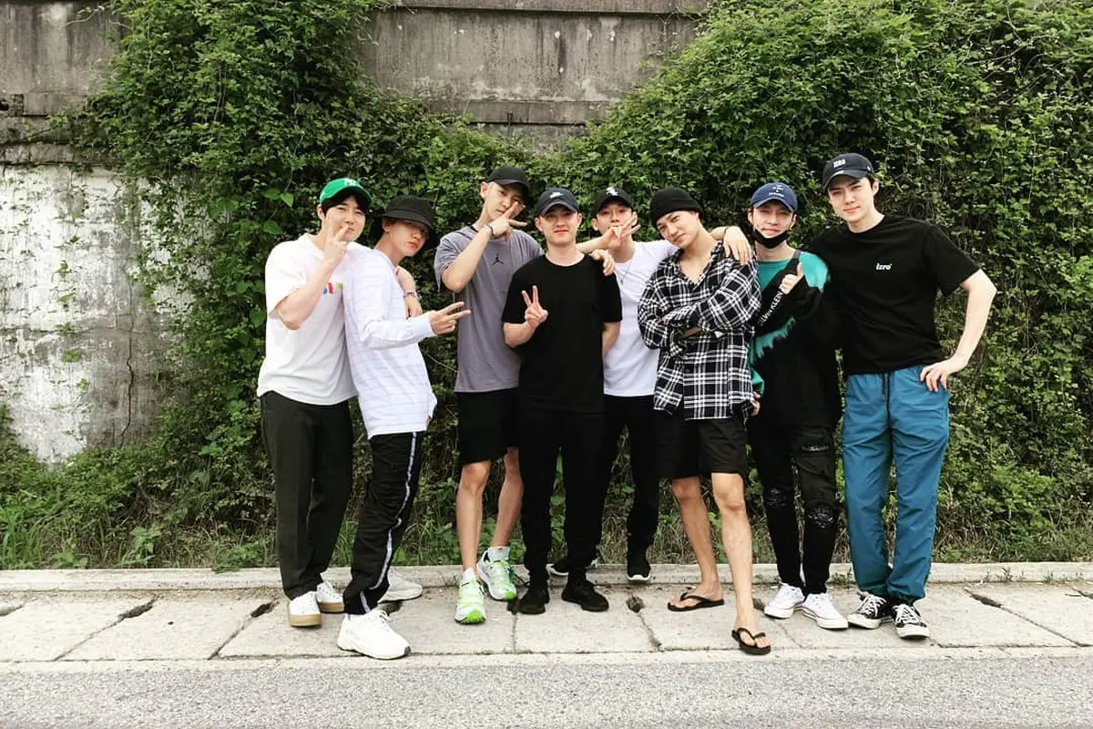 EXO