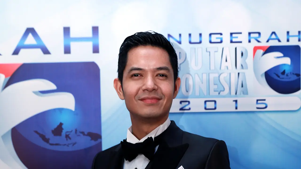[Bintang] Dude Harlino dan Alyssa Soebandono