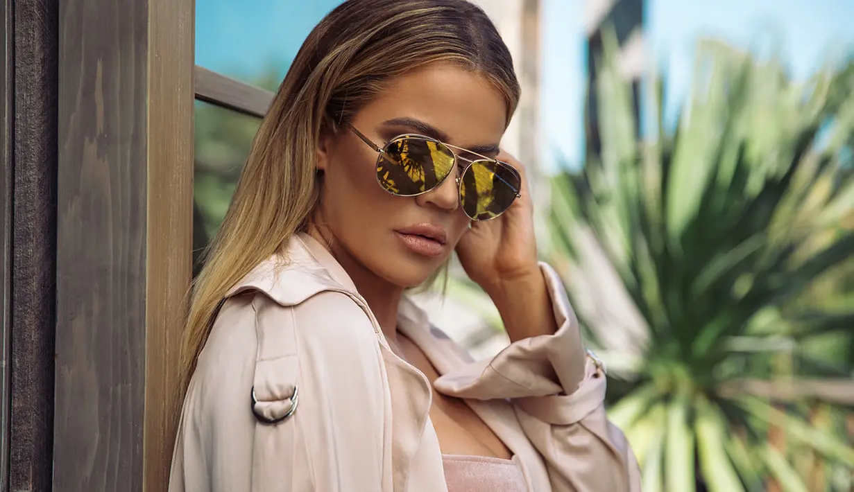 Seperti yang sudah diketahui, Khloe memutuskan untuk bertahan meski Tristan sudah berselingkuh dengan banyak wanita selama masa kehamilannya. (instagram/khloekardashian)