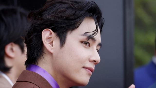 V (Kim Tae-hyung) BTS
