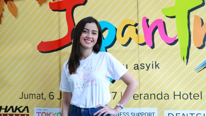 [Bintang] Kimberly Ryder