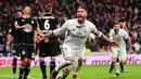 Real Madrid tak diperkuat Karim Benzema, Gareth Bale, dan Cristiano Ronaldo saat bersua Deportivo La Coruna pada pekan ke-15 La Liga Spanyol di Santiago Bernabeu, Sabtu (10/12/2016). Madrid menang 3-2 atas Deportivo. (AFP/Pierre-Philippe Marcou)