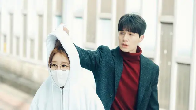 Poster Touch Your Heart