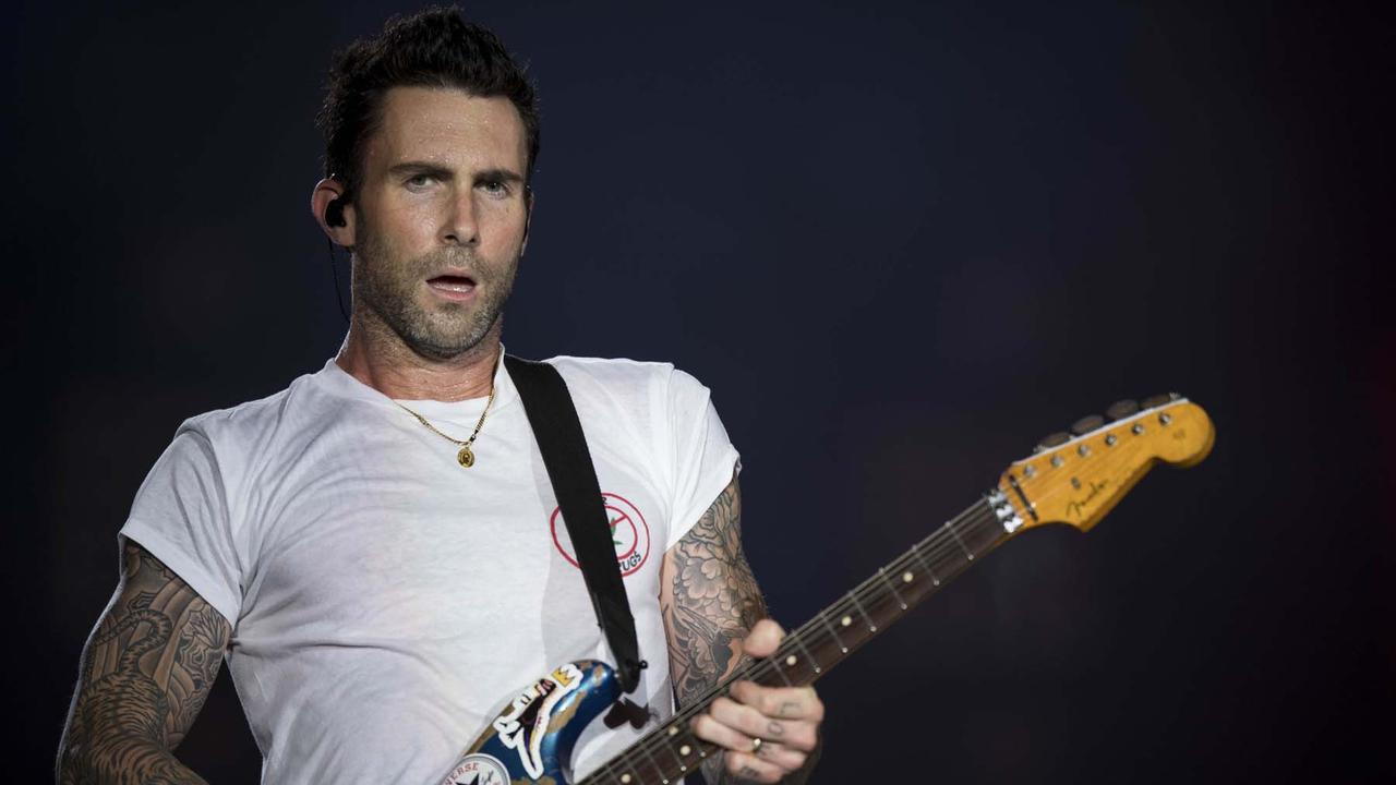 [Bintang] Adam Levine