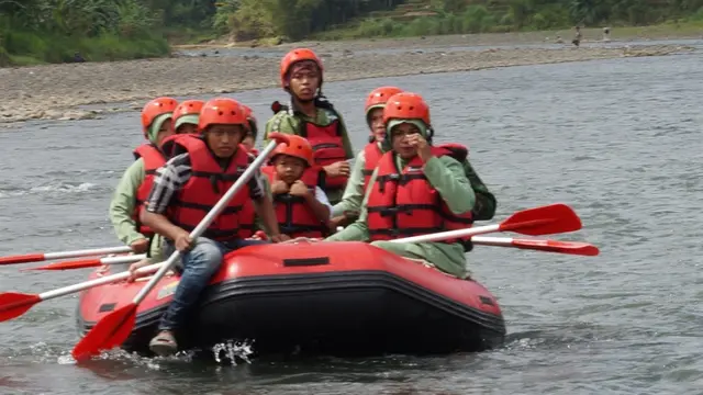 Ilustrasi – Olahraga arung jeram atay rafting. (Foto: Liputan6.com/Dinkominfo Purbalingga/Purbalingga/Muhamad Ridlo)