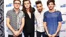 rry Styles dikabarkan tengah sibuk berbulan-bulan dalam menulis dan merekam lagu untuk debut album solonya. Styles mengadopsi trik vokal penyanyi The Beatles , Paul McCartney dalam bermusik. (AFP/Bintang.com) Sumber: mnrdaily.com