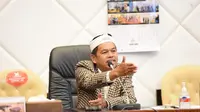 Wakil Ketua Komisi IV DPR RI Dedi Mulyadi saat memimpin Rapat Dengar Pendapat dengan Eselon I KLHK terkait rencana program/kegiatan tahun anggaran 2022.