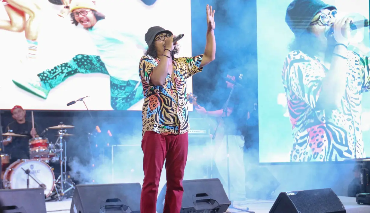 Di All You Can Hear Gigs, musisi dan penyanyi menghadirkan lagu-lagu di era mereka sekaligus memperkenalkan karya-karya terbaru mereka. (Liputan6.com/Herman Zakharia)