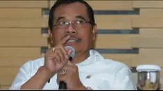 Pelaksanaan eksekusi mati tahap 2 sampai saat ini belum juga dilaksanakan Kejaksaan Agung. Jaksa Agung HM Prasetyo mengungkapkan, terpidana mati yang masuk daftar eksekusi tahap 2 ini sengaja mengulur-ulur waktu dengan mengajukan upaya hukum seperti ...