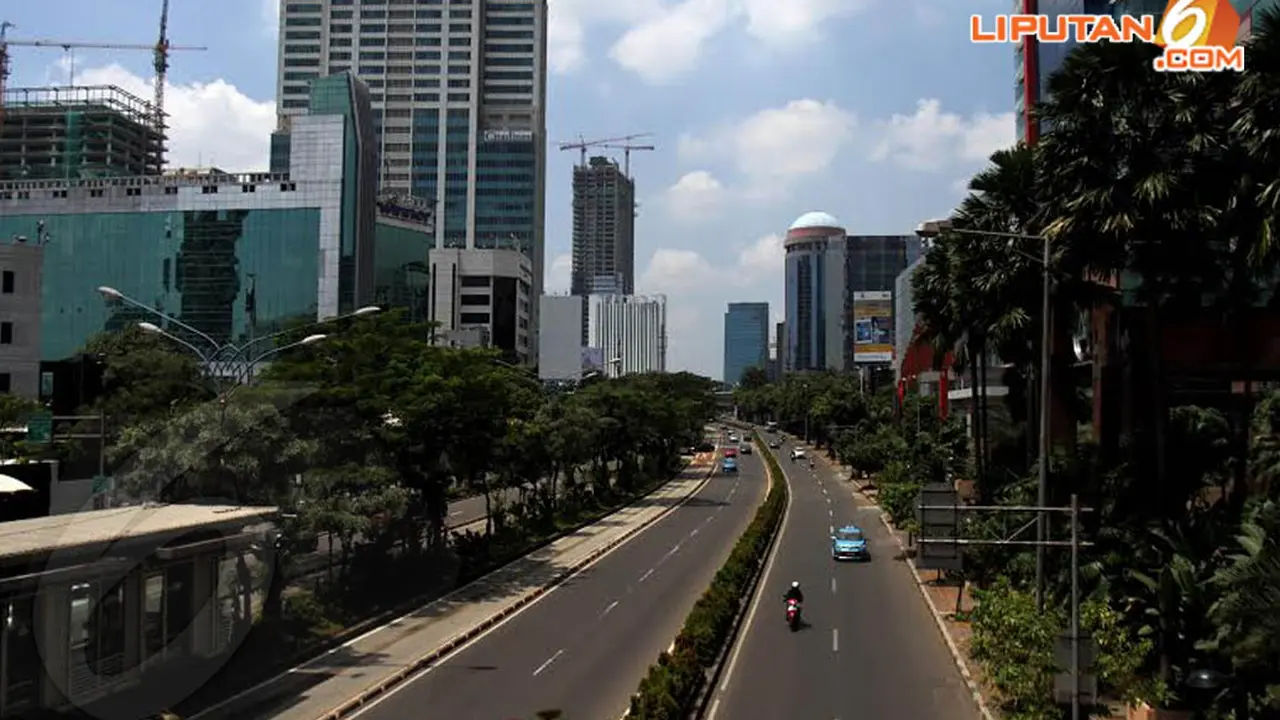 [FOTO] Hari Raya Nyepi, Beberapa Jalanan di Jakarta Sepi