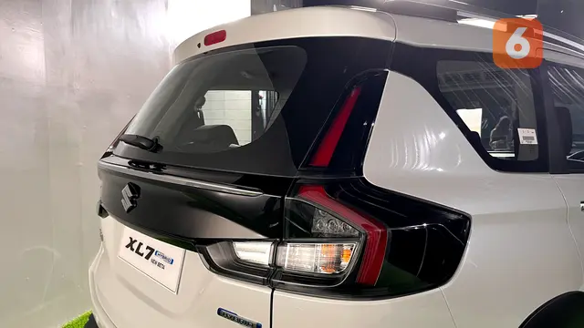 Suzuki XL7