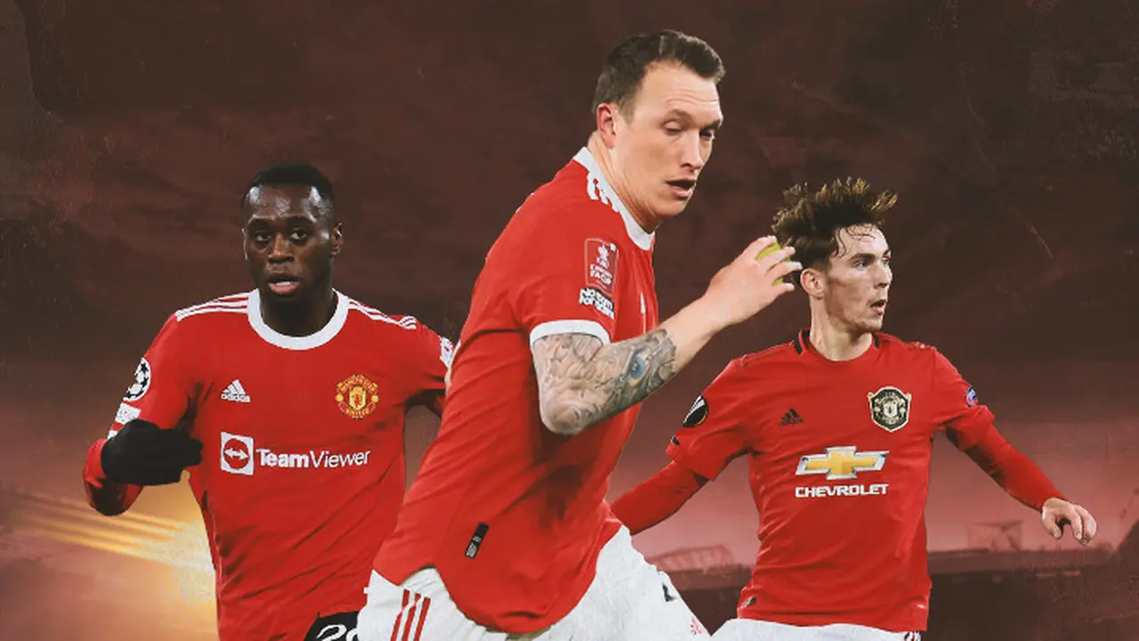 Ilustrasi - Phil Jones, Aaron Wan-Bissaka, James Garner