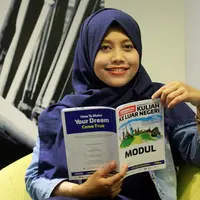 Meski score TOEFL Desi masih rendah, dia tak minder untuk apply beasiswa. | Sumber Foto: berkuliah.com