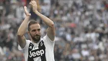 Peyerang Juventus, Gonzalo Higuain menjadi salah satu incaran Chelsea untuk mengarungi Premier League 2018-2019, Namun menurut Sky Italia AC Milan ikut meramaikan tawaran untuk pemain Argentina tersebut. (AFP/Marco Bertorello)