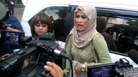 Istri Kiwil, Meggy Wulandari saat ditemui di kawasan Mampang, Jakarta Selatan. [Foto: Sapto Purnomo/Liputan6.com]