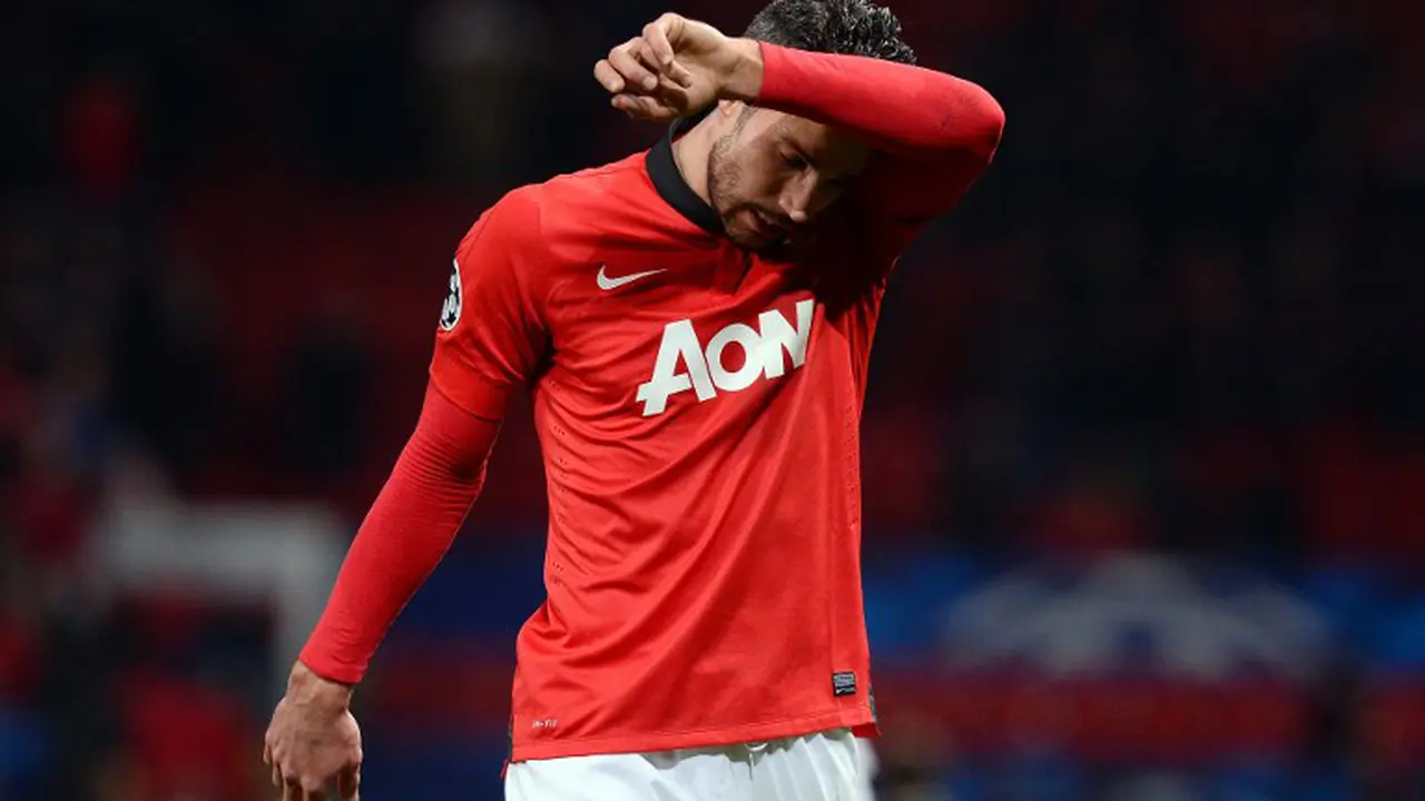 Robin Van Persie akan dilepas MU