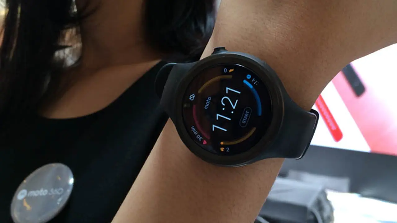 Moto 360 01