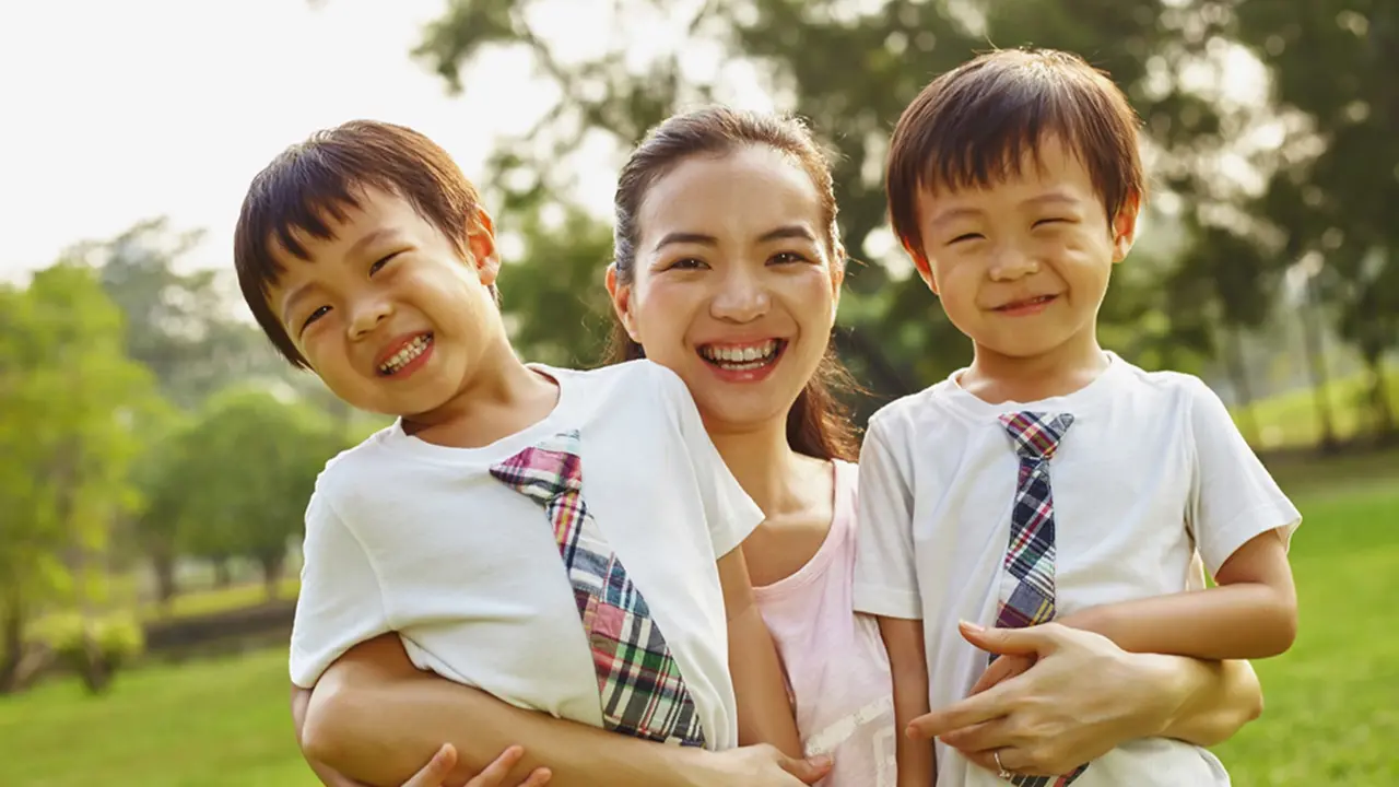 cinta ibu dan anak kembar