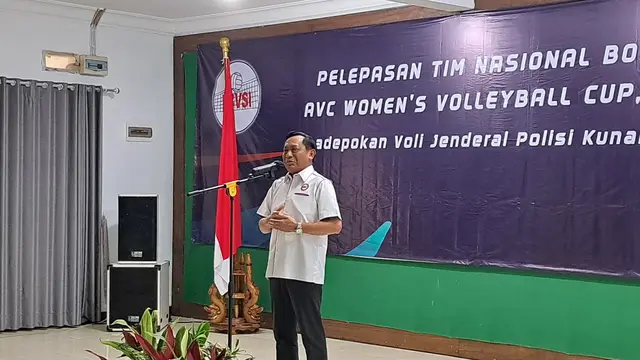 Ketum PBVSI - Imam Sudjarwo
