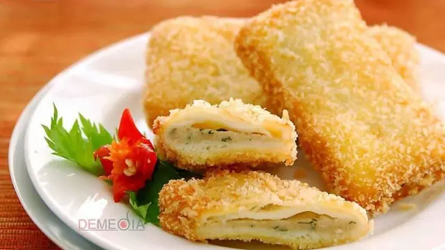 Roti Goreng Isi Kepiting