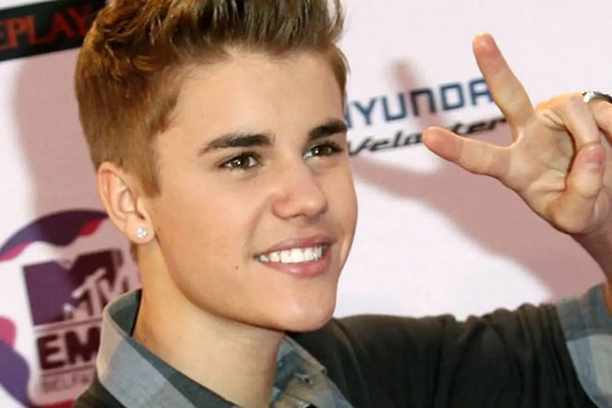 bieber-130905c.jpg