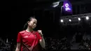 Pebulutangkis Indonesia, Fitriani, saat melawan wakil Hong Kong, Yip Pui Yin, pada laga Asian Games di Istora Senayan, Jakarta, Minggu (19/8/2018). Tim beregu putri Indonesia memastikan kemenangan atas Hong Kong 3-0. (Bola.com/Vitalis Yogi Trisna)