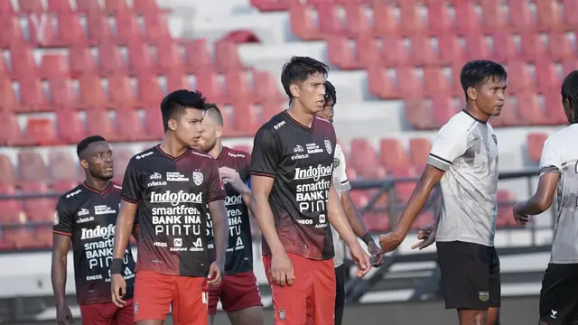 Bali United Vs Dewa United