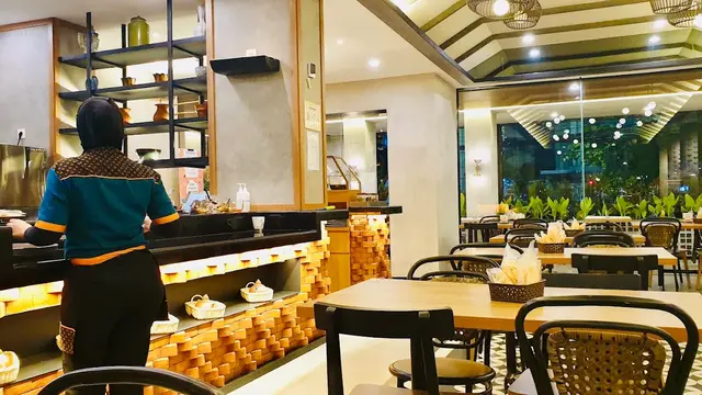 Tempat Makan Keluarga di Jakarta Timur 2026