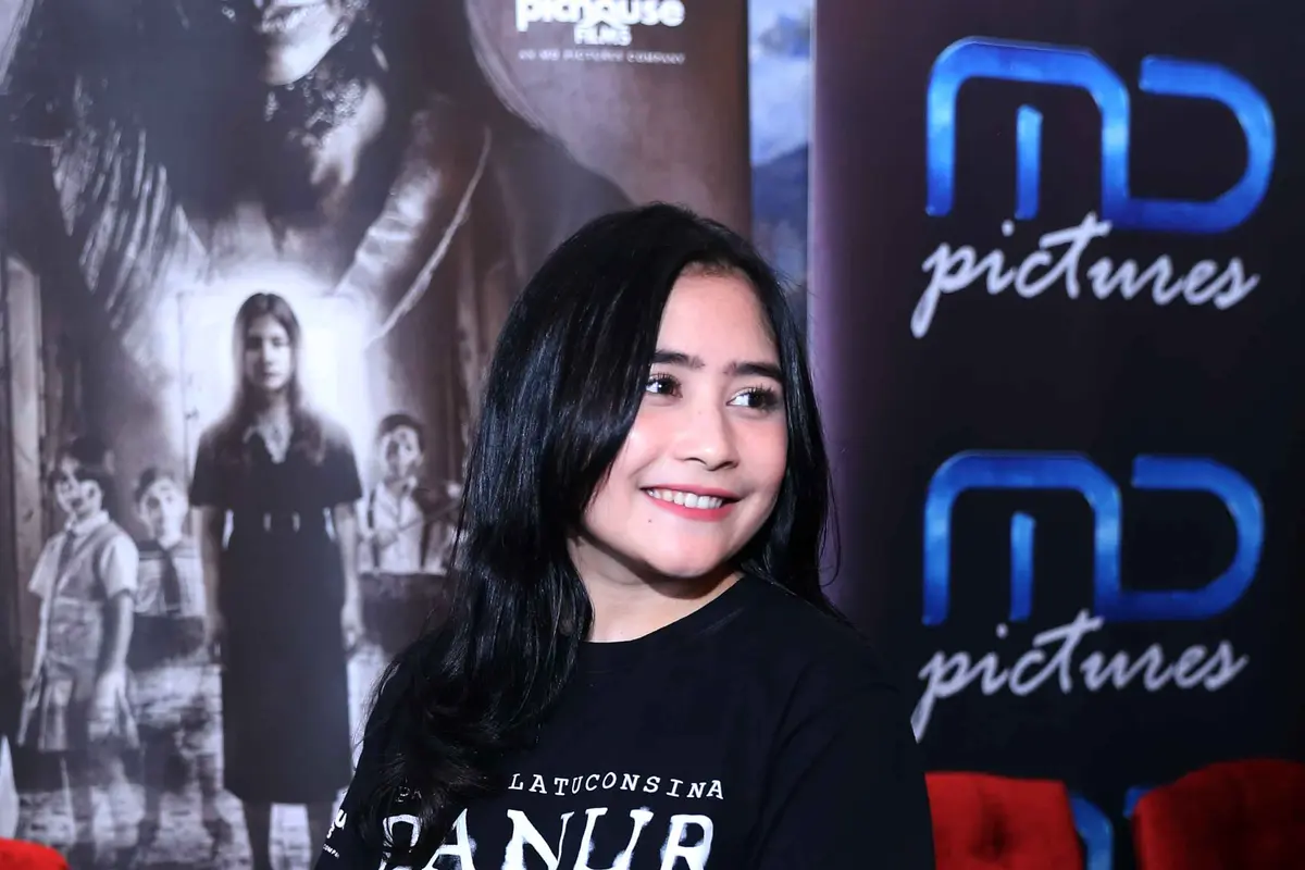 [Bintang] Prilly Latuconsina