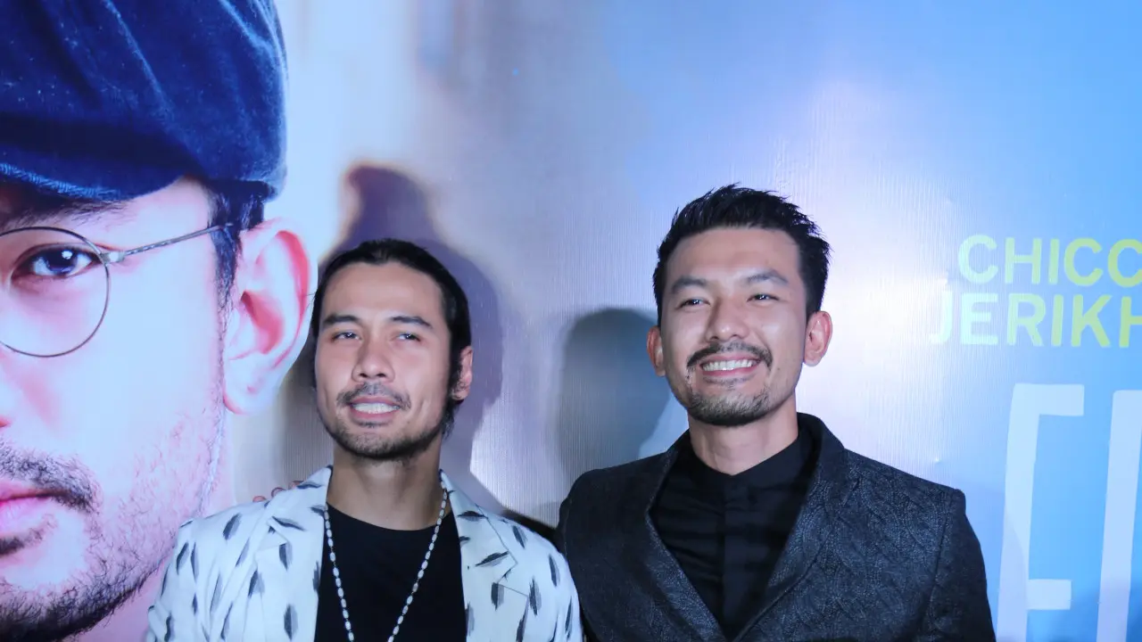 [Bintang] Rio Dewanto-Chicco Jerikho