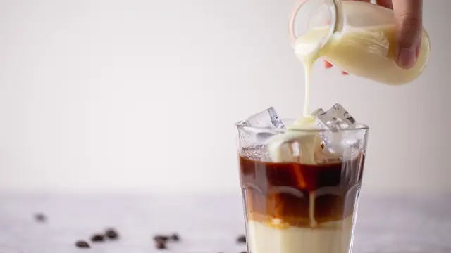 Kalori Susu Kental Manis: Kenali Faktanya untuk Aktivitasmu