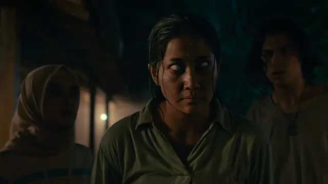Adegan Film Horor Pulung Gantung Pati Ngenda.