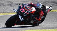 Pembalap Aprilia Racing, Aleix Espargaro berhasil menjadi yang tercepat pada latihan resmi MotoGP Mandalika (AFP)
