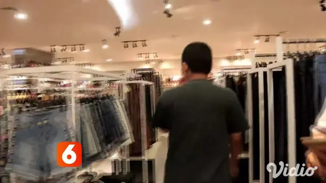 VIDEO: Bupati Lumajang Marah Ketika Warga Masih Tak Pakai Masker di Mal