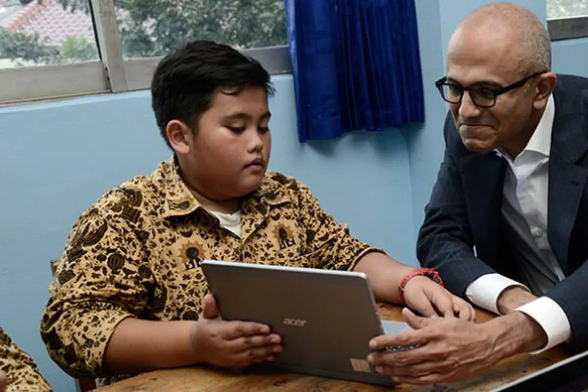 CEO Micr osoft, Satya Nadella