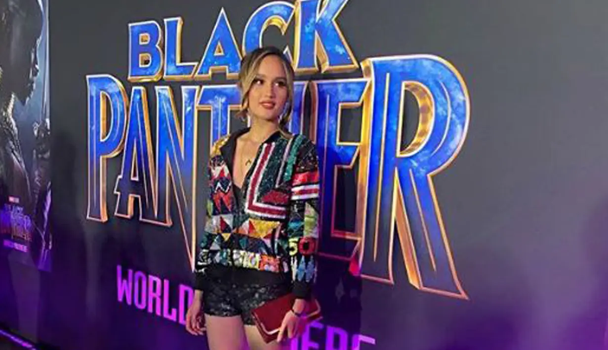 Artis Cinta Laura berpose saat menghadiri malam premier film superhero Black Panther di Dolby Theatre California, Amerika Serikat, Senin (28/1). (Instagram/claurakiehl)