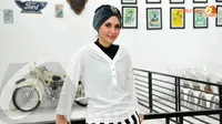 Viona Rosalina 'Perkaya' Restoran dengan Barang Antik