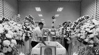 Vincent Verhaag menulis surat terbuka di medsos, untuk Hardy Iskandar, ayah Jessica Iskandar yang meninggal dunia pada 28 Desember 2024. (Foto: Dok. Instagram @v.andrianto)