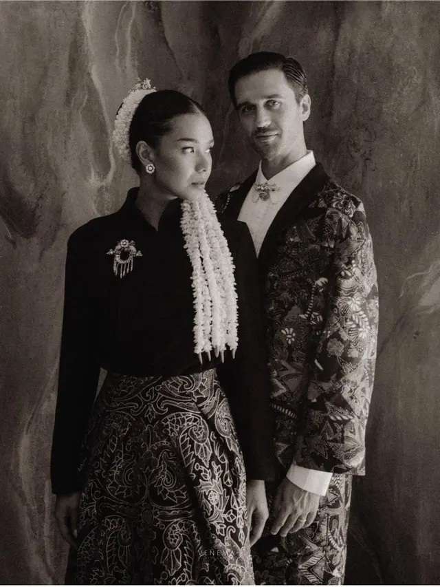 7 Potret Prewedding Adinia Wirasti dan Michael Wahr yang Baru Diungkap ke Publik