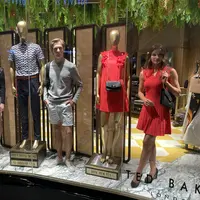 Koleksi Spring Summer Ted Baker