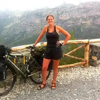 Jelajah Timur Tengah dengan bersepeda, pelancong ini dapat perspektif lain akan 'tanah darah'.