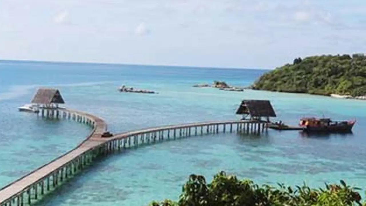 Anambas Kampanyekan Pulau Bawah Menangi API 2017