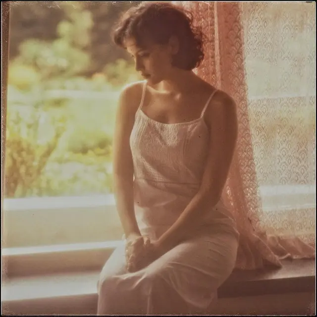 Potret lawas Sophia Latjuba (Sumber: Instagram/@darwis_triadi)