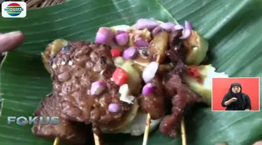 Satai kere adalah makanan yang terbuat dari ampas tahu atau kerap disebut tempe gembus.