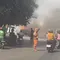 Mobil Terbakar Depan SPBU Tanjung Barat