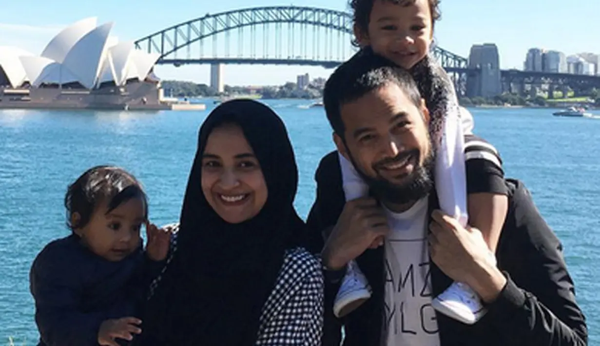 Shireen Sungkar dan keluarga (Instagram/shireensungkar)