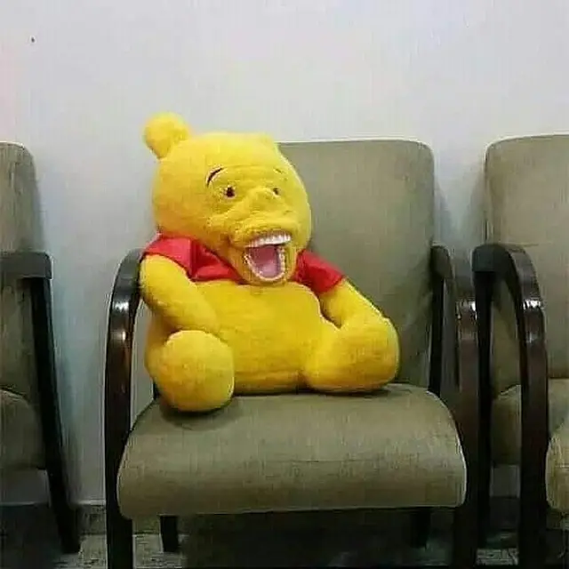 6 Bentuk Boneka Tersenyum Ini Tak Sesuai Ekspektasi, Malah Seram
